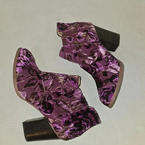 Anthropologie Billy Ella Floral Boho Pink Burn Out Velvet Booties SZ 7.5 - Picture 8 of 13